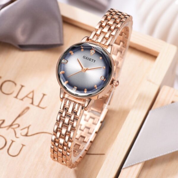 Fashionable Women Alloy Watches - Image 5