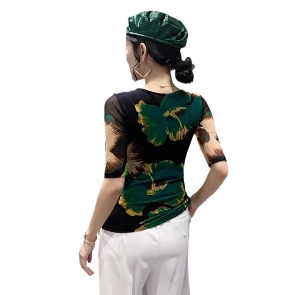 Fashion Printed V-neck T-shirt Women's Half Sleeve - Image 5