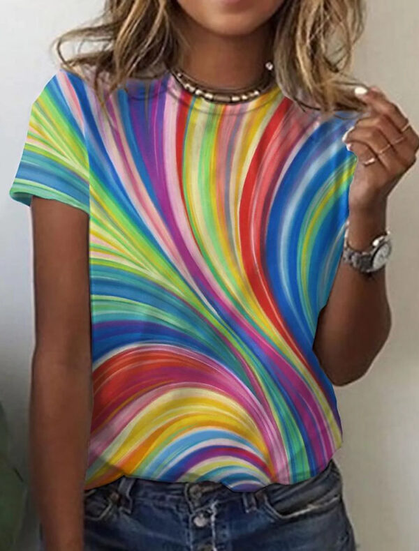 Geometric Retro Printed Round Neck Short Sleeve T-shirt Women's Top - Image 2