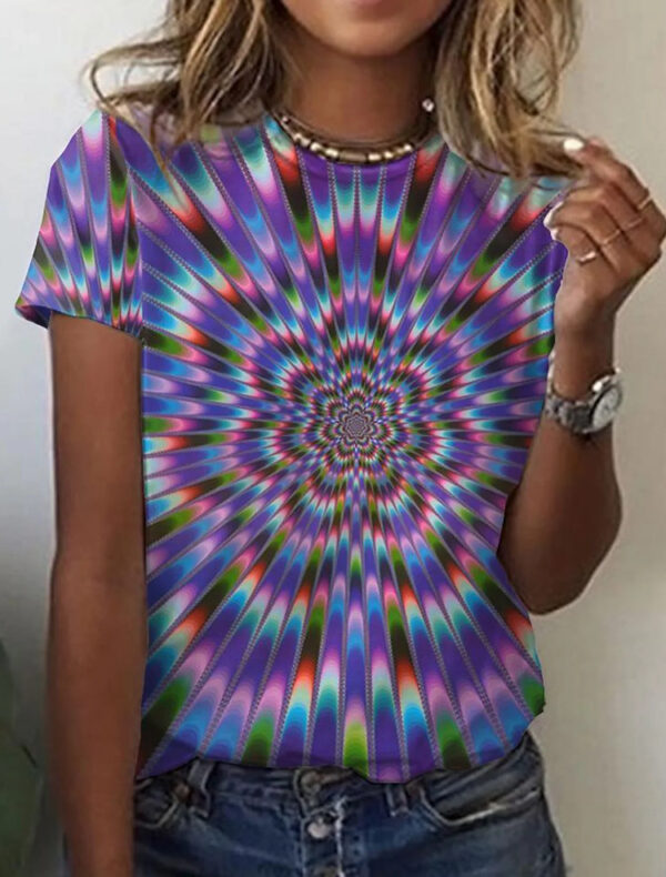 Geometric Retro Printed Round Neck Short Sleeve T-shirt Women's Top - Image 8